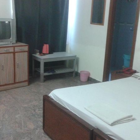 Hotel Pritam Palace Hisar Экстерьер фото